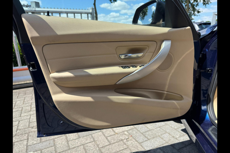 BMW 3-serie 320i High Executive 184 PK / PDC / NAVIGATIE / CRUISE / NL AUTO / LEDER / AUTOMAAT