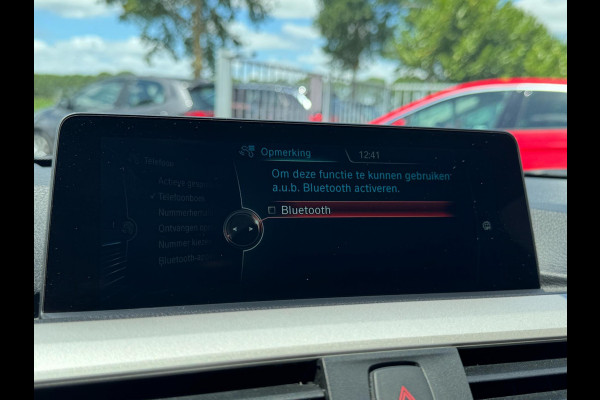 BMW 3-serie 320i High Executive 184 PK / PDC / NAVIGATIE / CRUISE / NL AUTO / LEDER / AUTOMAAT
