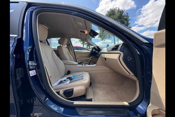 BMW 3-serie 320i High Executive 184 PK / PDC / NAVIGATIE / CRUISE / NL AUTO / LEDER / AUTOMAAT