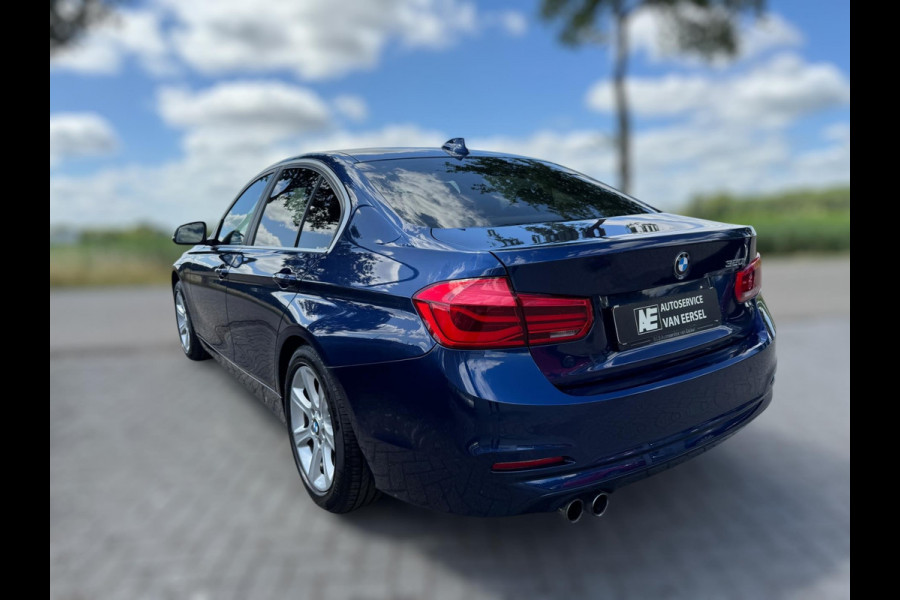 BMW 3-serie 320i High Executive 184 PK / PDC / NAVIGATIE / CRUISE / NL AUTO / LEDER / AUTOMAAT