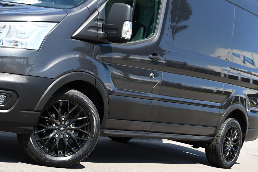 Ford Transit 2.0 TDCI L2H2 Raptor Edition Camera, Cruise, Carplay, 130pk, BLIS, Sensoren, Multimedia, Uniek!