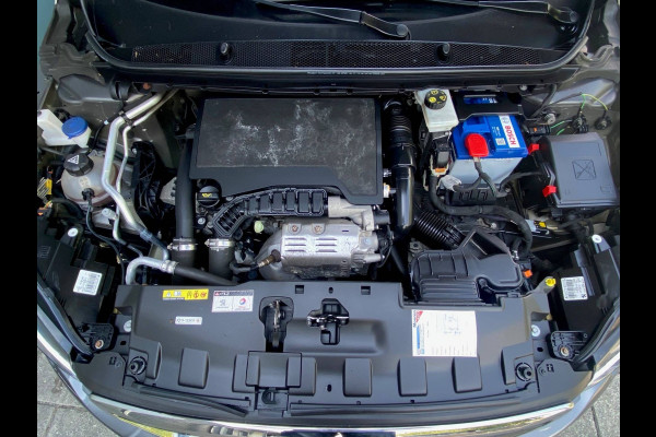 Peugeot 308 SW BWJ 2019 | 1.2 PT 111PK Executive | NWE APK | PANO DAK | CLIMA | NAVI | CRUISE | PDC | LICHTMETAAL | PRIVACY GLASS