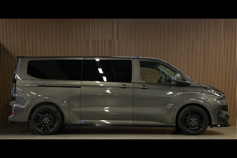 Ford Transit Custom 320 2.0 TDCI 170PK L2H1 DC LIMITED | L+R Schuifdeur | Dubbel Cabine | ACC | Blind Spot | Navigatie | Camera | CarPlay | Lane Ass Raptor Edition | Trekhaak | 6-Zitter | Verlengde fabrieksgarantie tot 09-2029