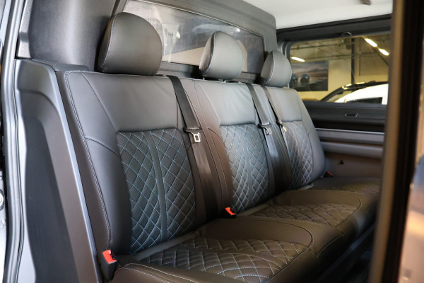 Ford Transit Custom 320 2.0 TDCI 170PK L2H1 DC LIMITED | L+R Schuifdeur | Dubbel Cabine | ACC | Blind Spot | Navigatie | Camera | CarPlay | Lane Ass Raptor Edition | Trekhaak | 6-Zitter | Verlengde fabrieksgarantie tot 09-2029