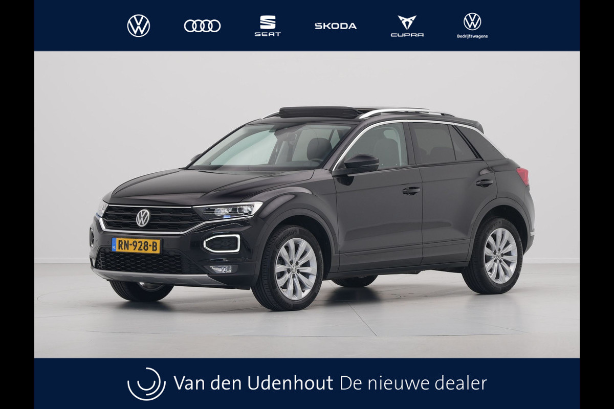 Volkswagen T-Roc 1.0 TSI 115pk Style Trekhaak Panorama Navigatie Camera Acc Carplay 323 Volkswagen T-Roc 1.0 TSI 115pk Style Trekhaak Panorama Navigatie Camera Acc Carplay 323