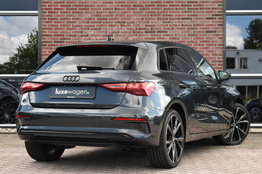 Audi A3 Sportback 40 TFSI e S-zetels ACC Head-up 19inch El-klep