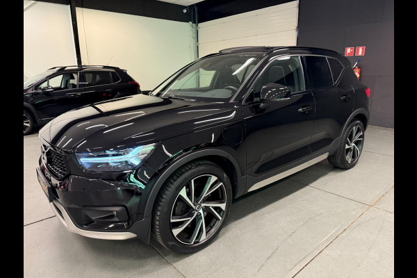 Volvo XC40 1.5 T5 Recharge R-Design 262PK PANO/NAVI/DAB/H-KARDON/STOEL-M/ECC/PDC/CRUISE///