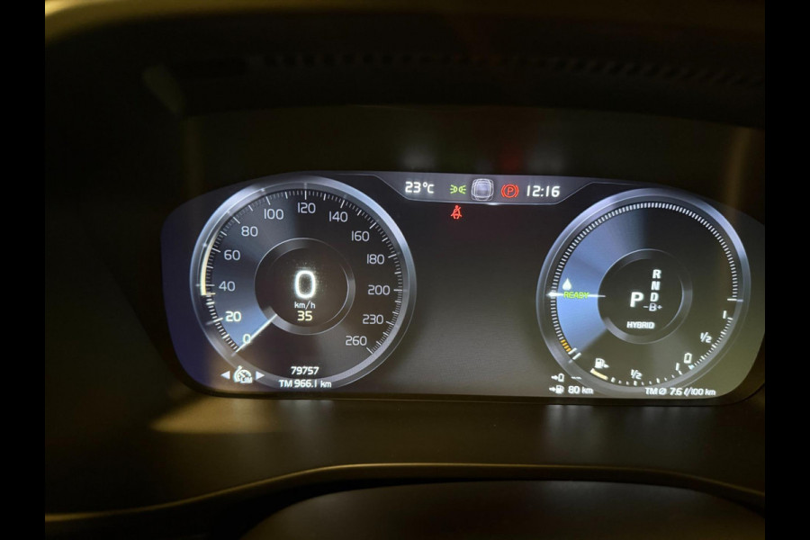 Volvo XC40 1.5 T5 Recharge R-Design 262PK PANO/NAVI/DAB/H-KARDON/STOEL-M/ECC/PDC/CRUISE///