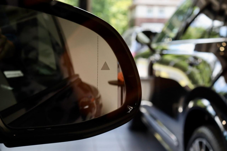 BMW X3 xDrive30e High Ex M Sport Zetels|PANO|Driving ass