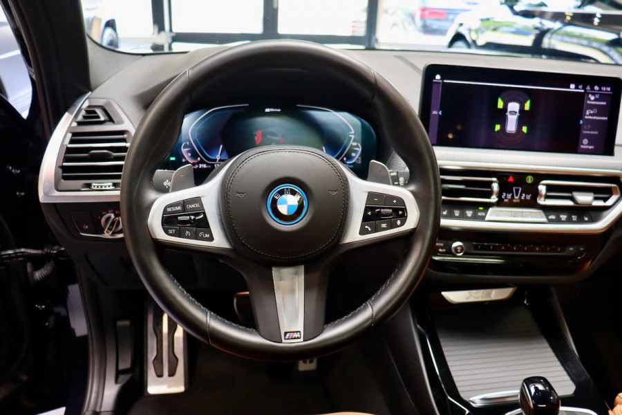 BMW X3 xDrive30e High Ex M Sport Zetels|PANO|Driving ass