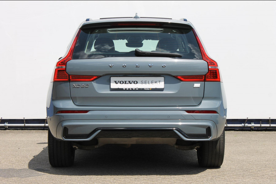 Volvo XC60 2.0 T6 Plug-in hybrid AWD Ultimate Dark Trekhaak / Luchtvering / Bowers & Wilkins / Adaptive Cruise control / 360 Camera / BLIS / Stoelverwarming voor en achter / Stuurverwarming /  Elektrisch bedienbare stoelen met geheugen /