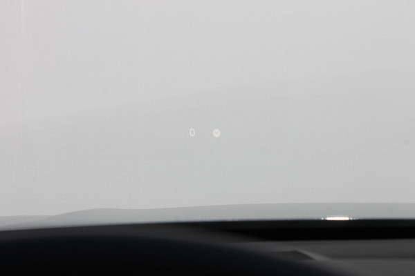 Volvo XC60 2.0 T6 Plug-in hybrid AWD Ultimate Dark Trekhaak / Luchtvering / Bowers & Wilkins / Adaptive Cruise control / 360 Camera / BLIS / Stoelverwarming voor en achter / Stuurverwarming /  Elektrisch bedienbare stoelen met geheugen /