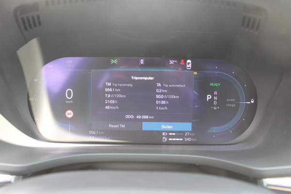 Volvo XC60 2.0 T6 Plug-in hybrid AWD Ultimate Dark Trekhaak / Luchtvering / Bowers & Wilkins / Adaptive Cruise control / 360 Camera / BLIS / Stoelverwarming voor en achter / Stuurverwarming /  Elektrisch bedienbare stoelen met geheugen /