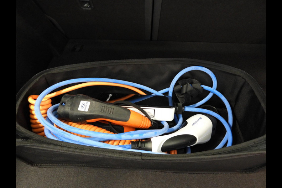 Hyundai IONIQ 1.6 GDi PHEV Plug-In i-Motion NAVI-APP/CAMERA/CLIMA/16"LMV!