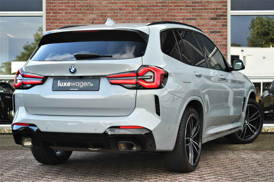 BMW X3 xDrive30e M-Sport Pano ACC M-zetels H/K HUD Brooklyngrau