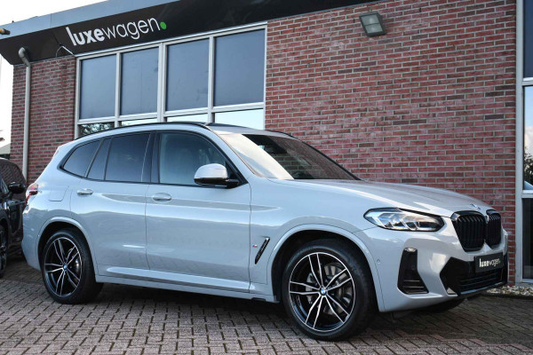 BMW X3 xDrive30e M-Sport Pano ACC M-zetels H/K HUD Brooklyngrau