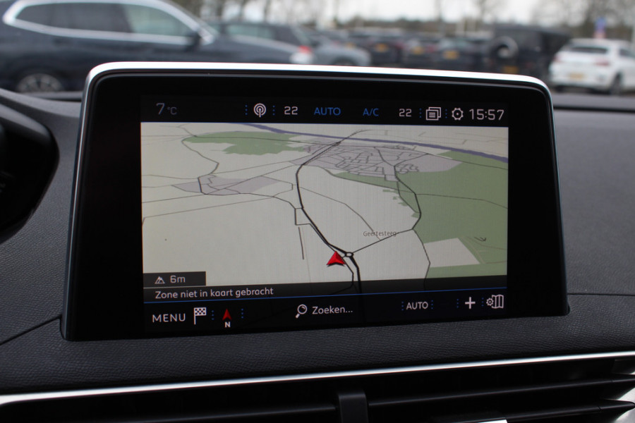 Peugeot 3008 1.2 PureTech GT-Line / Trekhaak / Panoramadak / Camera / 18'' / Half leder / Navigatie / Stoelverwarming / DAB / Dodehoek / Apple Carplay / Stoelverwarming / Cruise Control