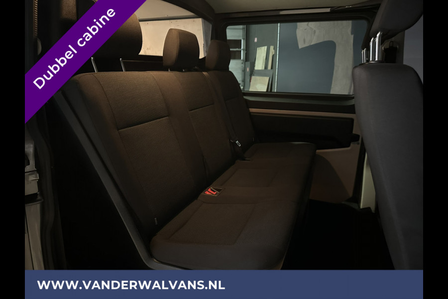 Volkswagen Transporter 2.0 TDI 150pk Automaat L2H1 Dubbele Cabine Euro6 Airco | 5-Zits | Navigatie | 2x Zijdeur | Cruisecontrol, LM velgen, Parkeersensoren, 2500kg Trekhaak