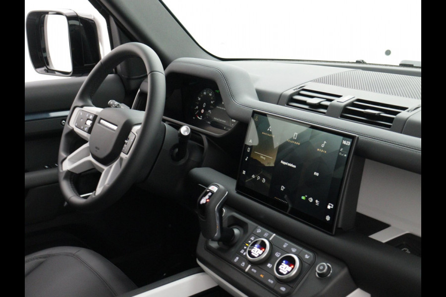 Land Rover Defender 110 P300e 110 S Country | Panoramadak | Adaptive Cruise Control