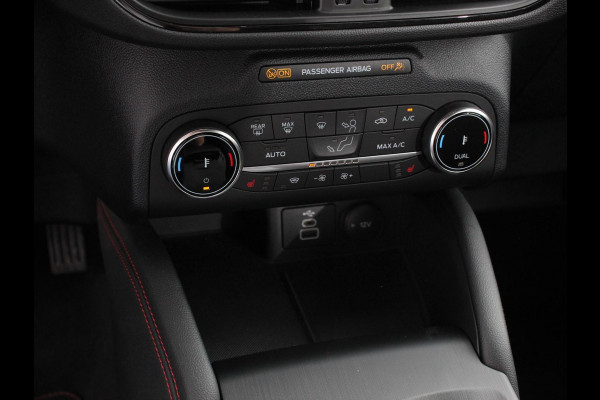 Ford Kuga 2.5 PHEV 225pk ST-Line X Automaat | Leder /Alcantara | B&O Audio | Camera | Navigatie | Climate Control | Electrisch bedienbare kofferbak | Verwarmde voorstoelen | Lichtmetalen Velgen |