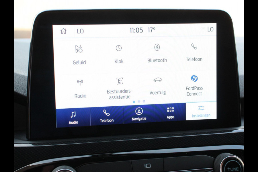 Ford Kuga 2.5 PHEV 225pk ST-Line X Automaat | Leder /Alcantara | B&O Audio | Camera | Navigatie | Climate Control | Electrisch bedienbare kofferbak | Verwarmde voorstoelen | Lichtmetalen Velgen |