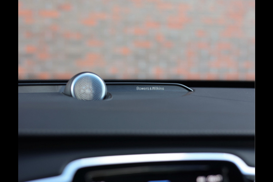Volvo XC90 T8 Recharge AWD Ultimate Dark | Bow&Wil - Luchtvering - Trekhaak - Pano