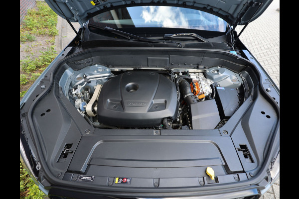 Volvo XC90 T8 Recharge AWD Ultimate Dark | Bow&Wil - Luchtvering - Trekhaak - Pano
