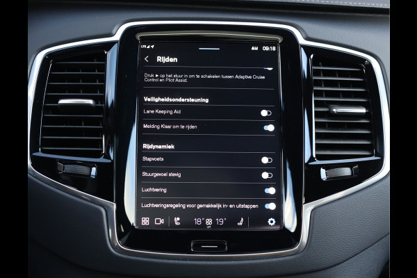 Volvo XC90 T8 Recharge AWD Ultimate Dark | Bow&Wil - Luchtvering - Trekhaak - Pano