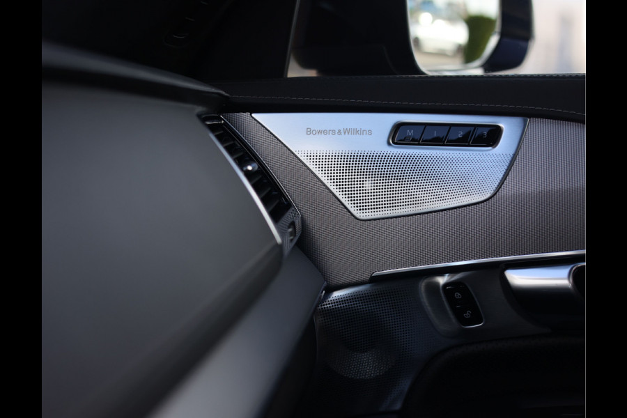 Volvo XC90 T8 Recharge AWD Ultimate Dark | Bow&Wil - Luchtvering - Trekhaak - Pano