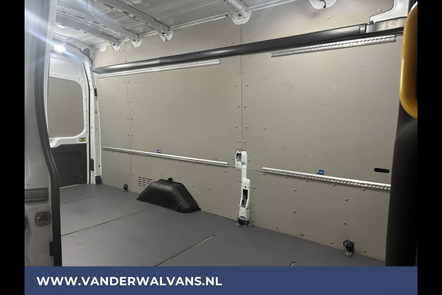 Ford Transit 2.0 TDCI 130 pk L4H3 Euro6 Airco | Camera | Verwarmde voorruit | Parkeersensoren | Bijrijdersbank