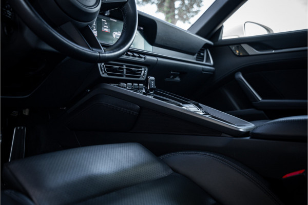 Porsche 911 Cabrio Carrera 4S (450pk) - BOSE - Sportuitlaat - Adapt. cruise - Camera PASM - Keyless - Exclusive leder * 992