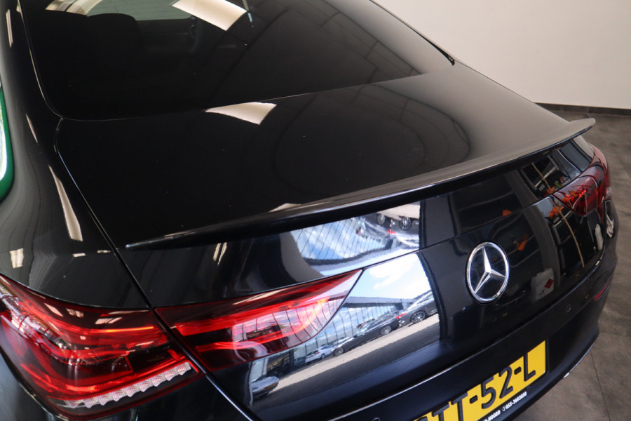 Mercedes-Benz CLA-Klasse 220 d AMG Line Panoramadak Burmester Multibeam-led
