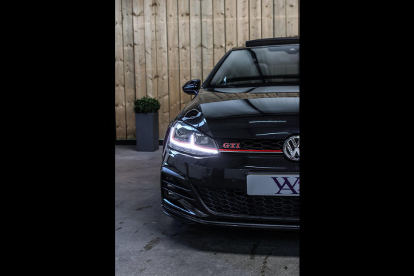 Volkswagen Golf 2.0 TSI GTI Performance *Pano*DCC*Dynaudio*Leder*Camera*