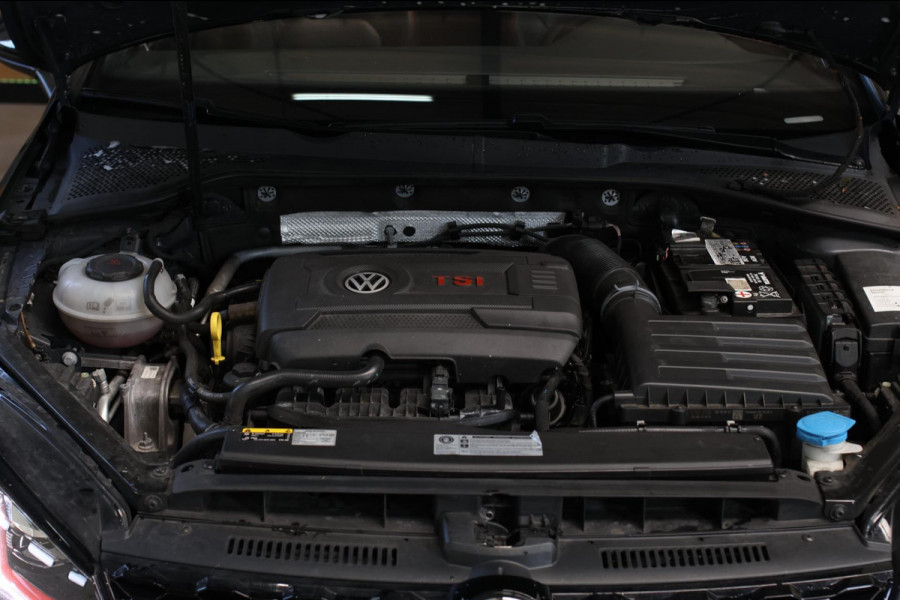 Volkswagen Golf 2.0 TSI GTI Performance *Pano*DCC*Dynaudio*Leder*Camera*