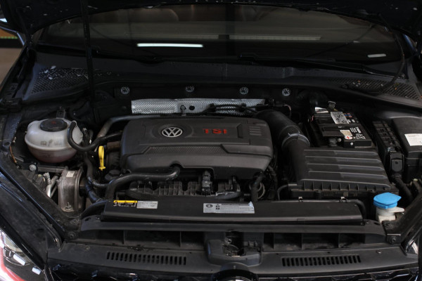 Volkswagen Golf 2.0 TSI GTI Performance *Pano*DCC*Dynaudio*Leder*Camera*