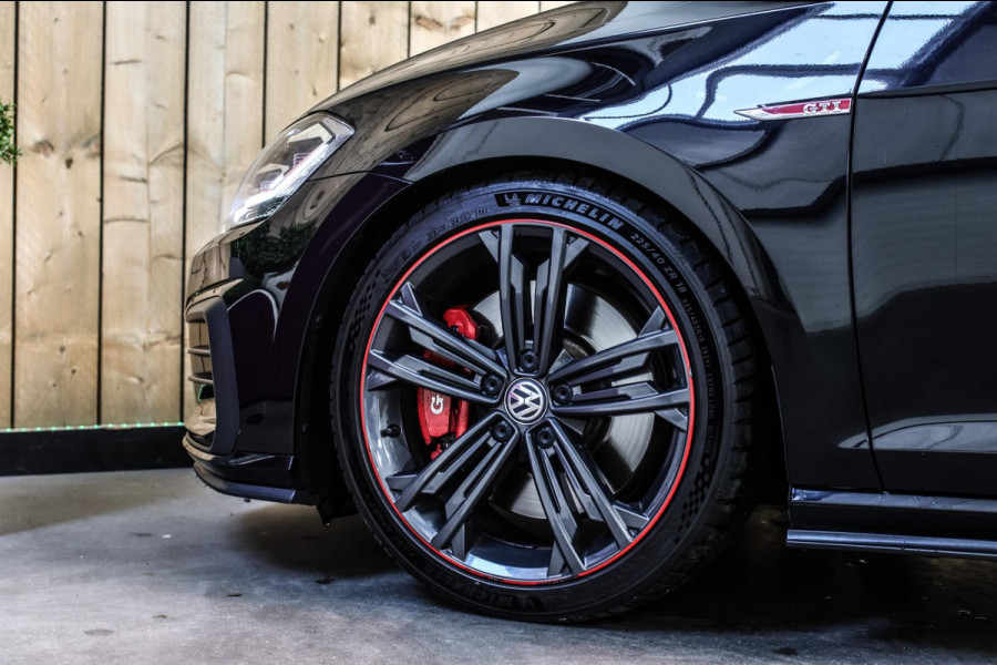 Volkswagen Golf 2.0 TSI GTI Performance *Pano*DCC*Dynaudio*Leder*Camera*