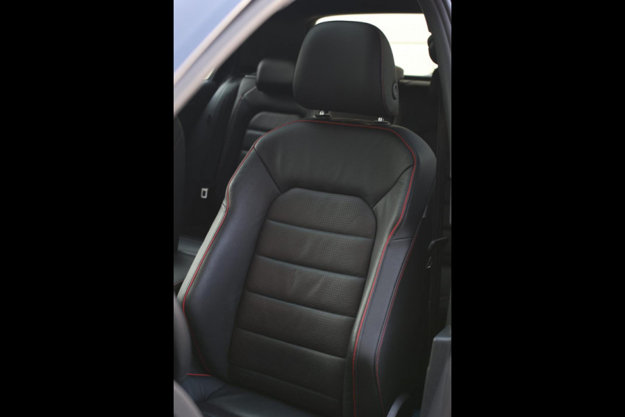 Volkswagen Golf 2.0 TSI GTI Performance *Pano*DCC*Dynaudio*Leder*Camera*