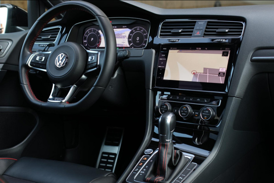 Volkswagen Golf 2.0 TSI GTI Performance *Pano*DCC*Dynaudio*Leder*Camera*