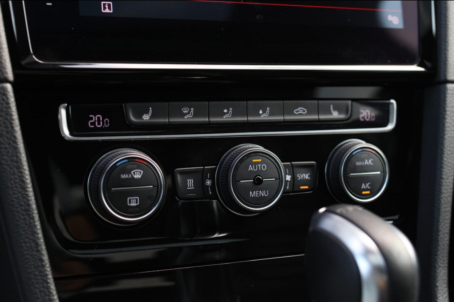 Volkswagen Golf 2.0 TSI GTI Performance *Pano*DCC*Dynaudio*Leder*Camera*