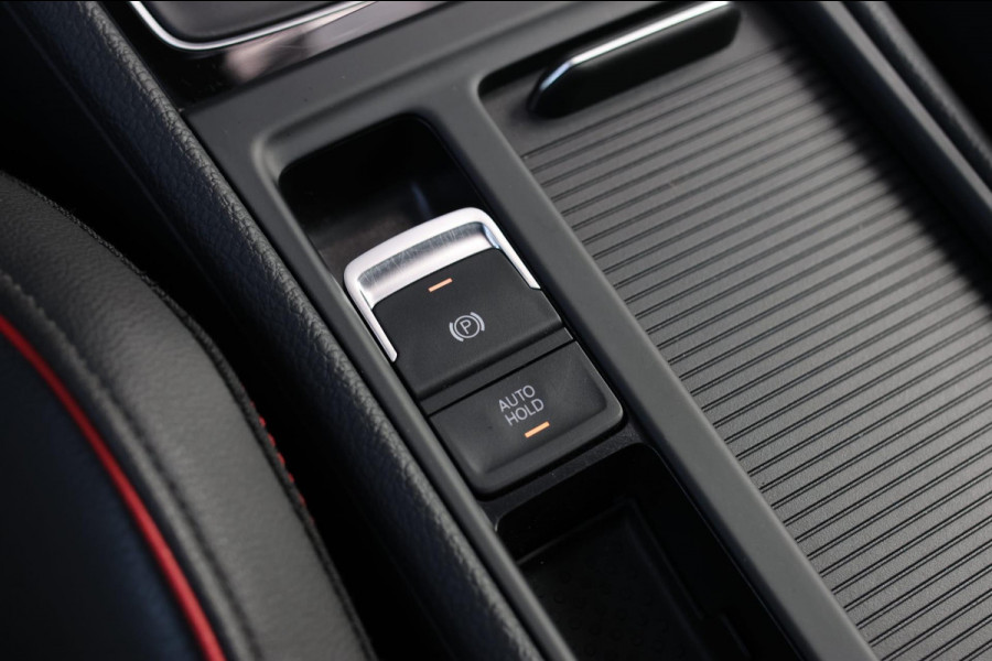 Volkswagen Golf 2.0 TSI GTI Performance *Pano*DCC*Dynaudio*Leder*Camera*
