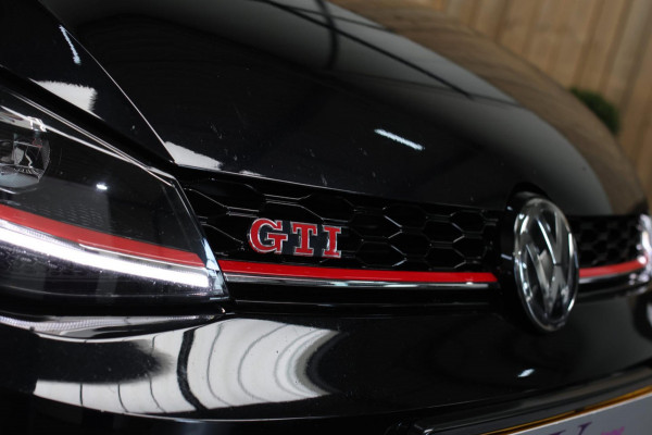 Volkswagen Golf 2.0 TSI GTI Performance *Pano*DCC*Dynaudio*Leder*Camera*