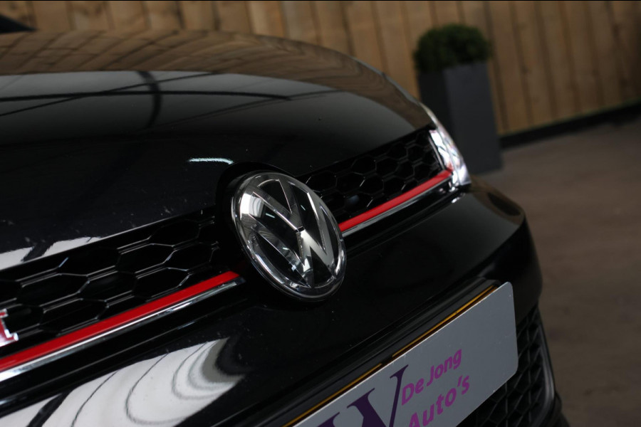 Volkswagen Golf 2.0 TSI GTI Performance *Pano*DCC*Dynaudio*Leder*Camera*