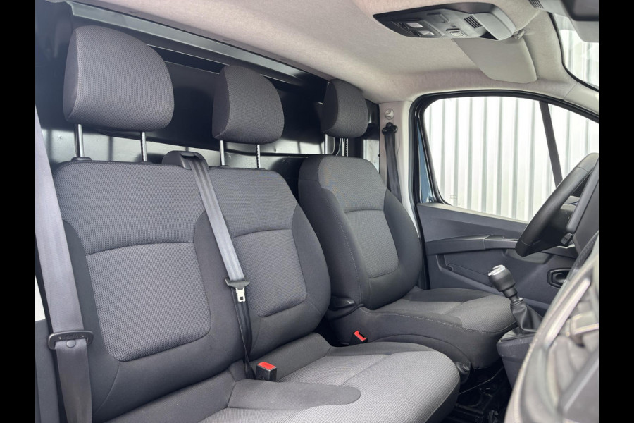 Renault Trafic 2.0 Blue dCi 130 T30 L2H1*A/C*CRUISE*CAMERA*3PERS