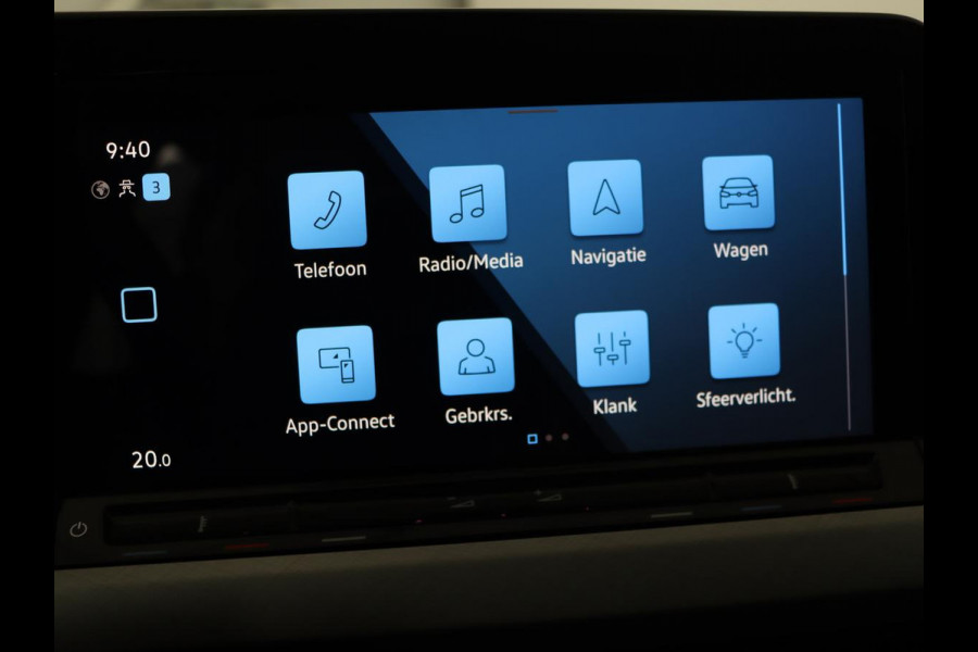 Volkswagen Golf 1.0 TSI Life | Carplay | Sfeerverlichting | Navigatie | Adaptive cruise | Full LED | Parkeerhulp | DAB | Climate control | Bluetooth