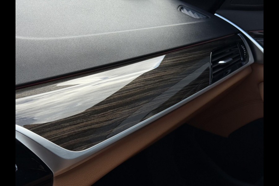 BMW 5 Serie Touring 520i Aut. M-Sport | Panorama | Trekhaak | Memory |