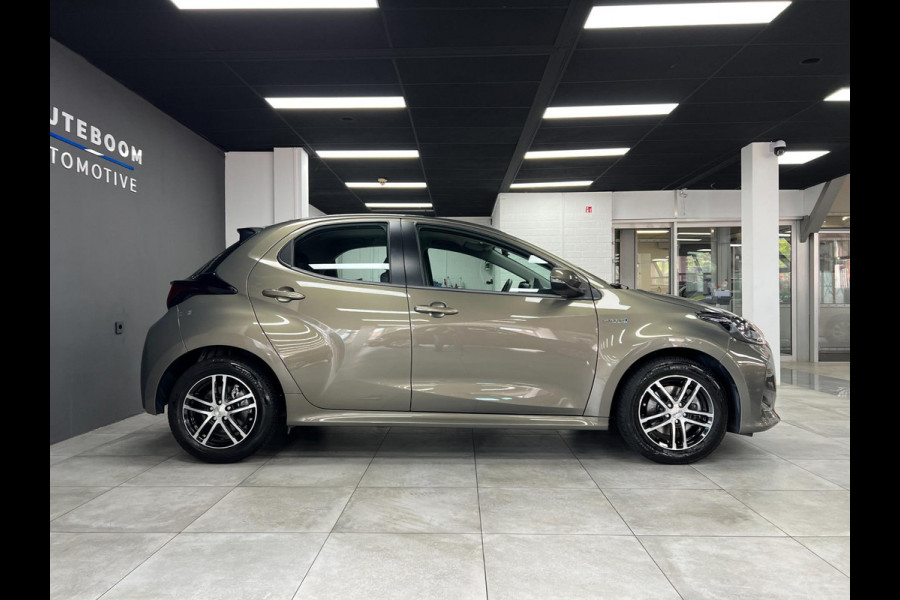 Toyota Yaris 1.5 Hybrid | Lane | Carplay | Camera | Cruise |