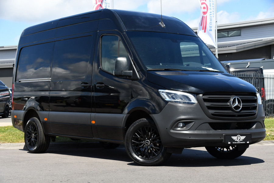 Mercedes-Benz Sprinter 319 3.0 CDI L2H2 Black Edition Adaptieve Cruise, 360 Camera, Carplay, 3500kg Trekhaak, 190PK, LED, Multimedia, Standkachel, Uniek!