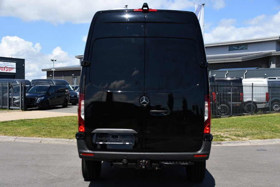 Mercedes-Benz Sprinter 319 3.0 CDI L2H2 Black Edition Adaptieve Cruise, 360 Camera, Carplay, 3500kg Trekhaak, 190PK, LED, Multimedia, Standkachel, Uniek!