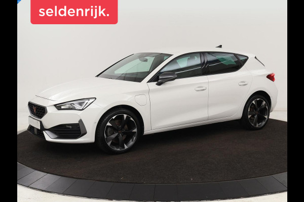 CUPRA Leon 1.4 e-Hybrid | Stoel & stuurverwarming | Camera | Adaptive cruise | Carplay | Navigatie | Sfeerverlichting | Keyless | Full LED | Sportstoelen | PHEV