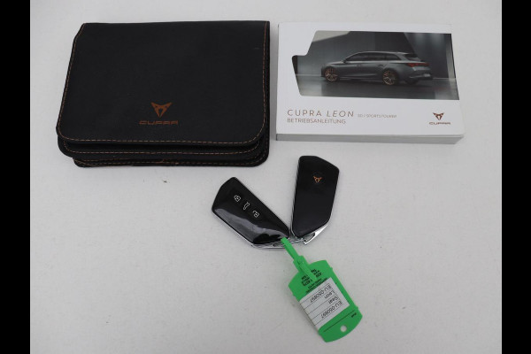 CUPRA Leon 1.4 e-Hybrid | Stoel & stuurverwarming | Camera | Adaptive cruise | Carplay | Navigatie | Sfeerverlichting | Keyless | Full LED | Sportstoelen | PHEV